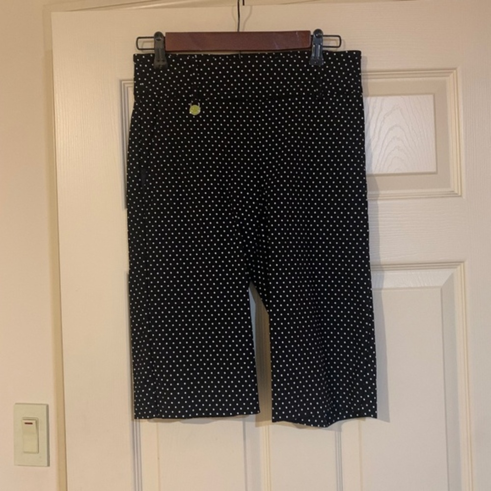 Swing Control Black/White Polka Dot Golf 22 Inch Capri Shorts sz 6